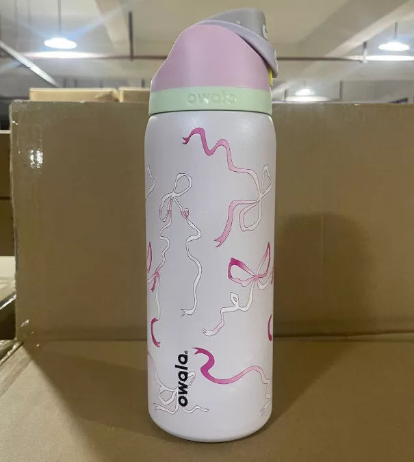 Owala Urban Outfitters: Exclusive Tied and True FreeSip Blue Bow Bottle, 32oz